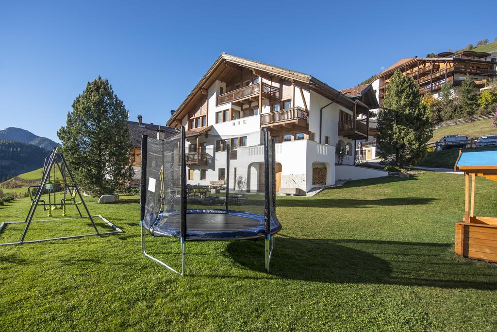 Apartments Tino La Valle Bagian luar foto